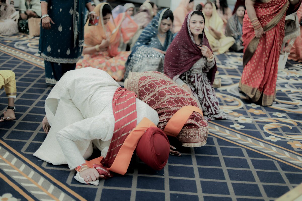 Punjabi Wedding Photographer in Delhi NCR - Vibrant Couple Shoot