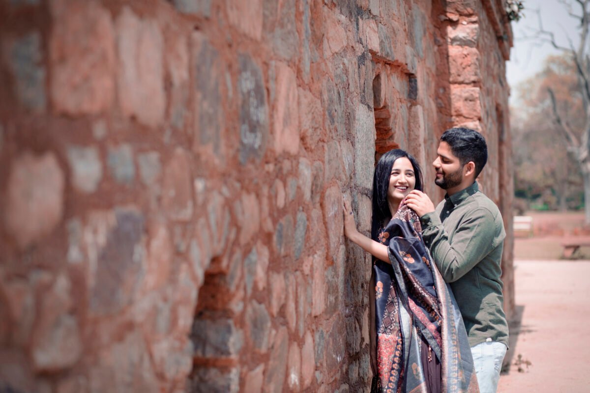Romantic Pre Wedding Couple