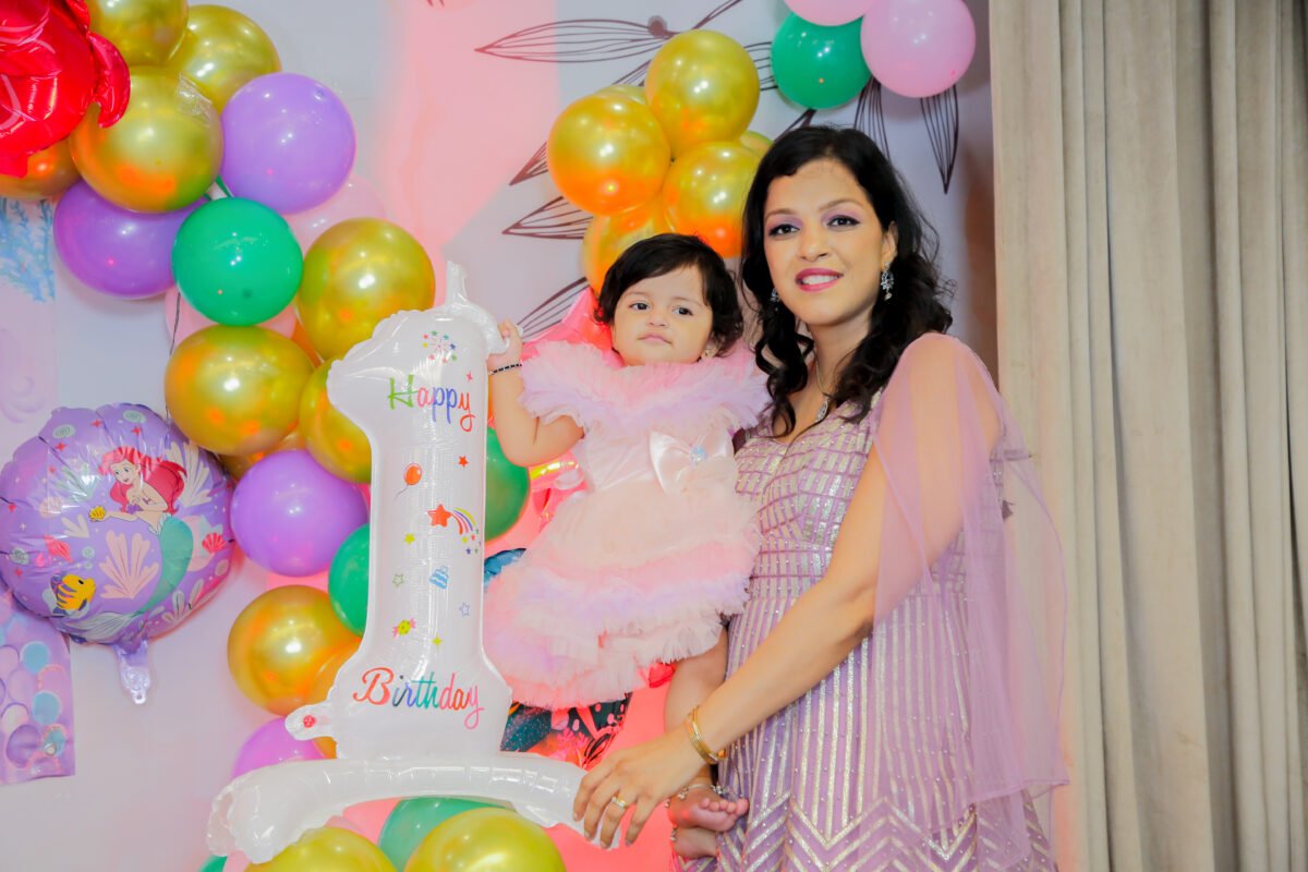 first birthday baby photoshoot