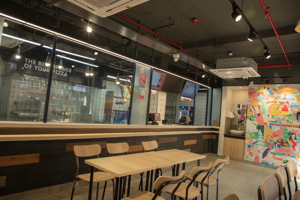 shop opning photography