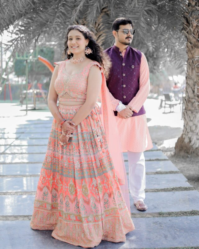 COUPLE HALDI