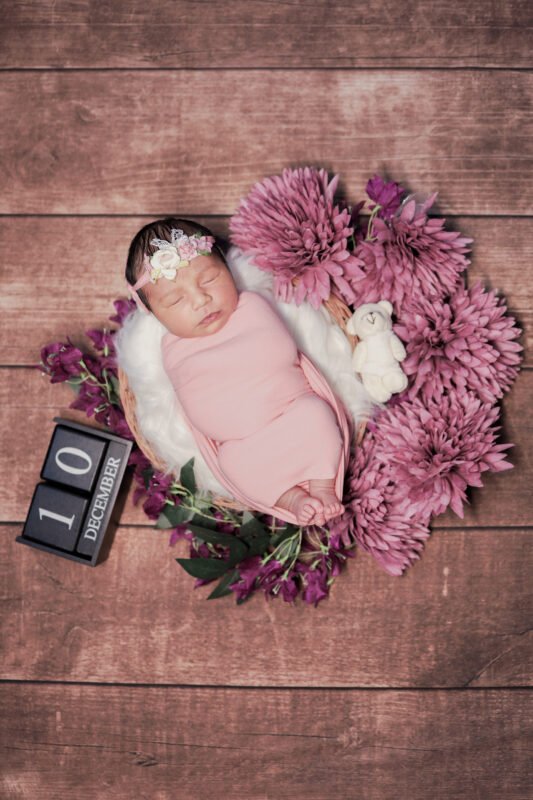 Newborn baby photoshoot by Make Your Moment Photography