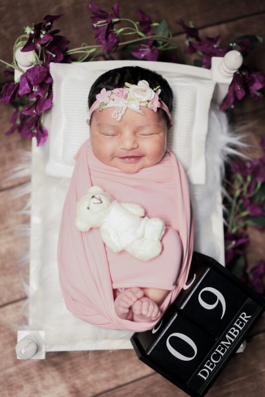 Newborn baby photoshoot by Make Your Moment Photography