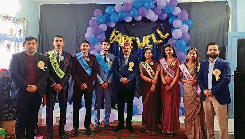 School and College Photoshoot Students Group Photography Event India