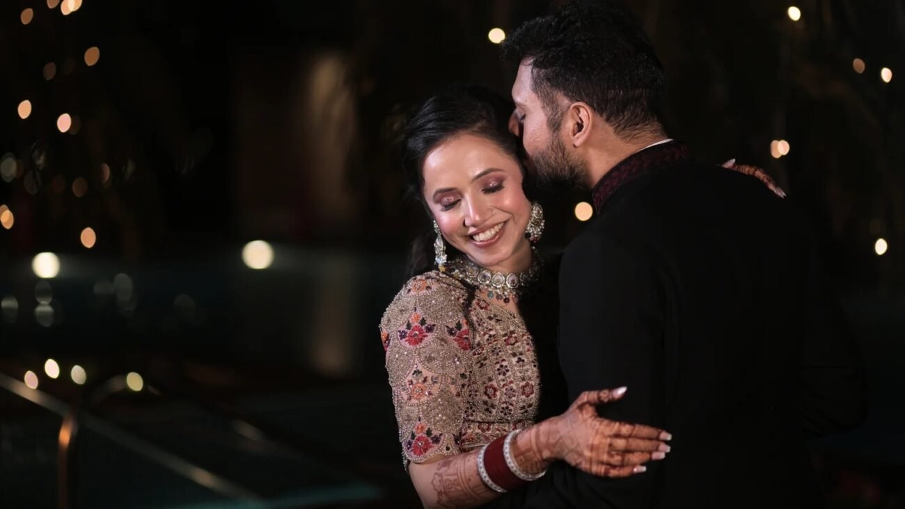 Romantic-Couple-Portrait-Engagement