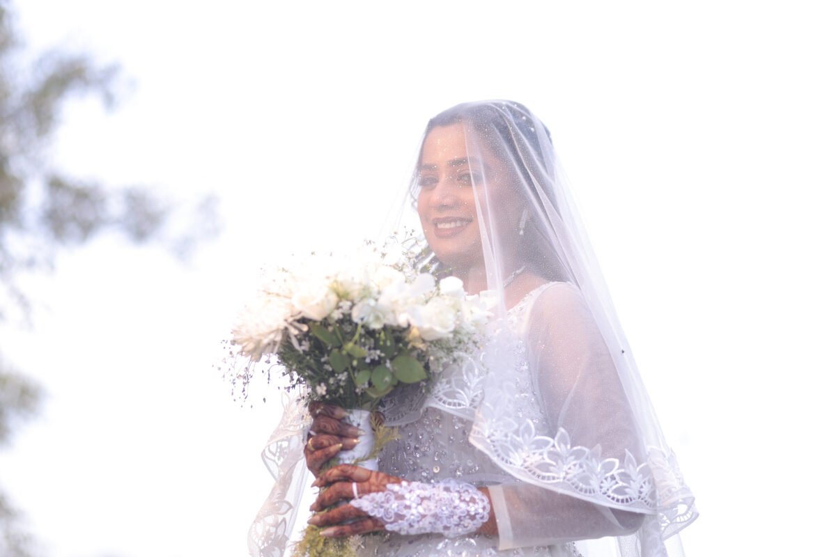 Bridal portrait photography with wedding gown