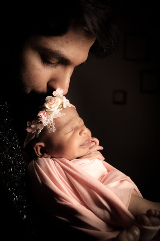 Newborn Baby Girl Photoshoot with Parents | Make Your Moment Photography