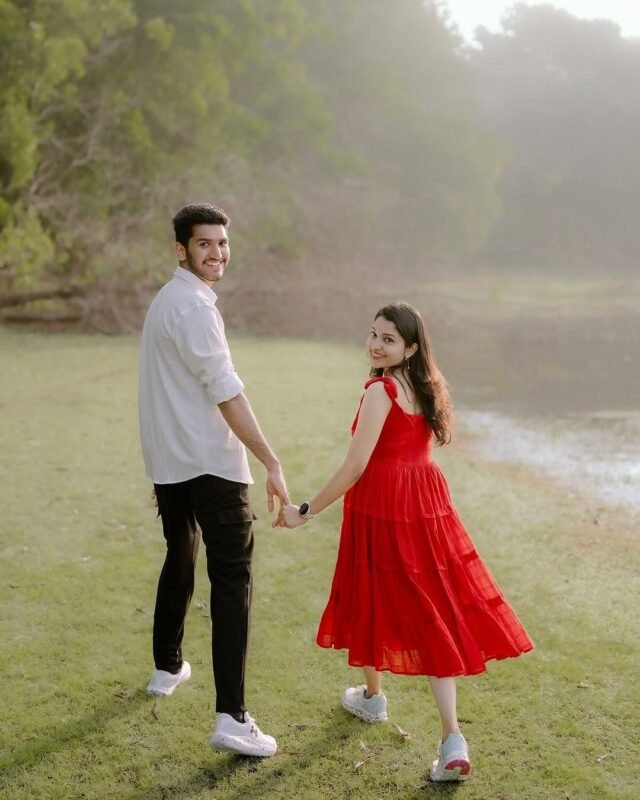 Romantic lakeside pre wedding photoshoot of a couple in Delhi NCR