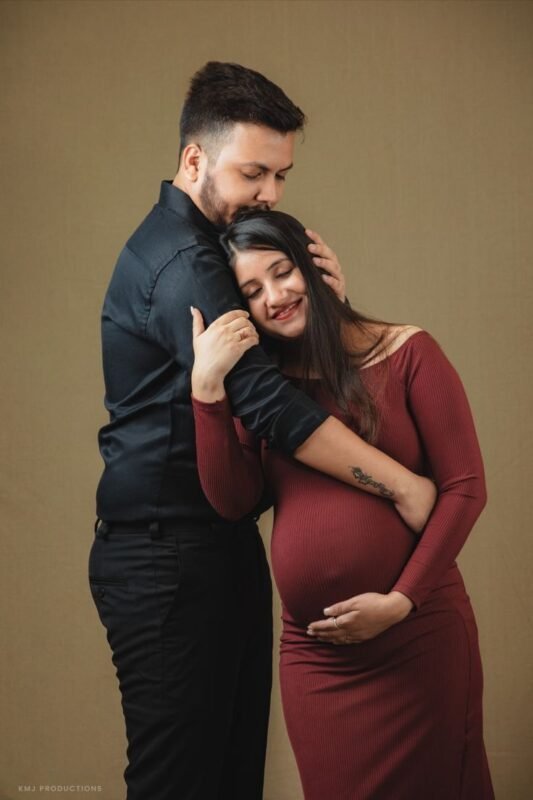 Elegant maternity couple portrait photography in Delhi NCR